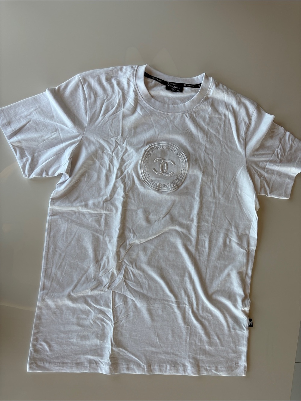 CHANEL White Embroidered CC Medallion Short Sleeve Tee